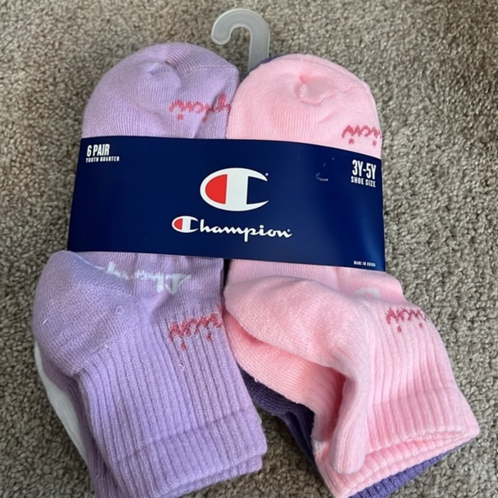 Girls champion six pair 3Y – 5 Y socks quarter NWT